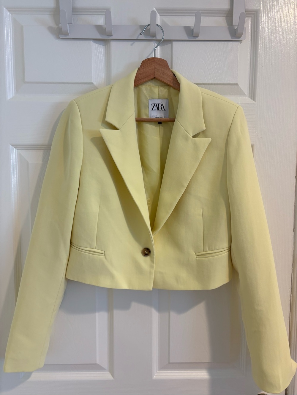 ZARA Light Yellow Cropped Blazer